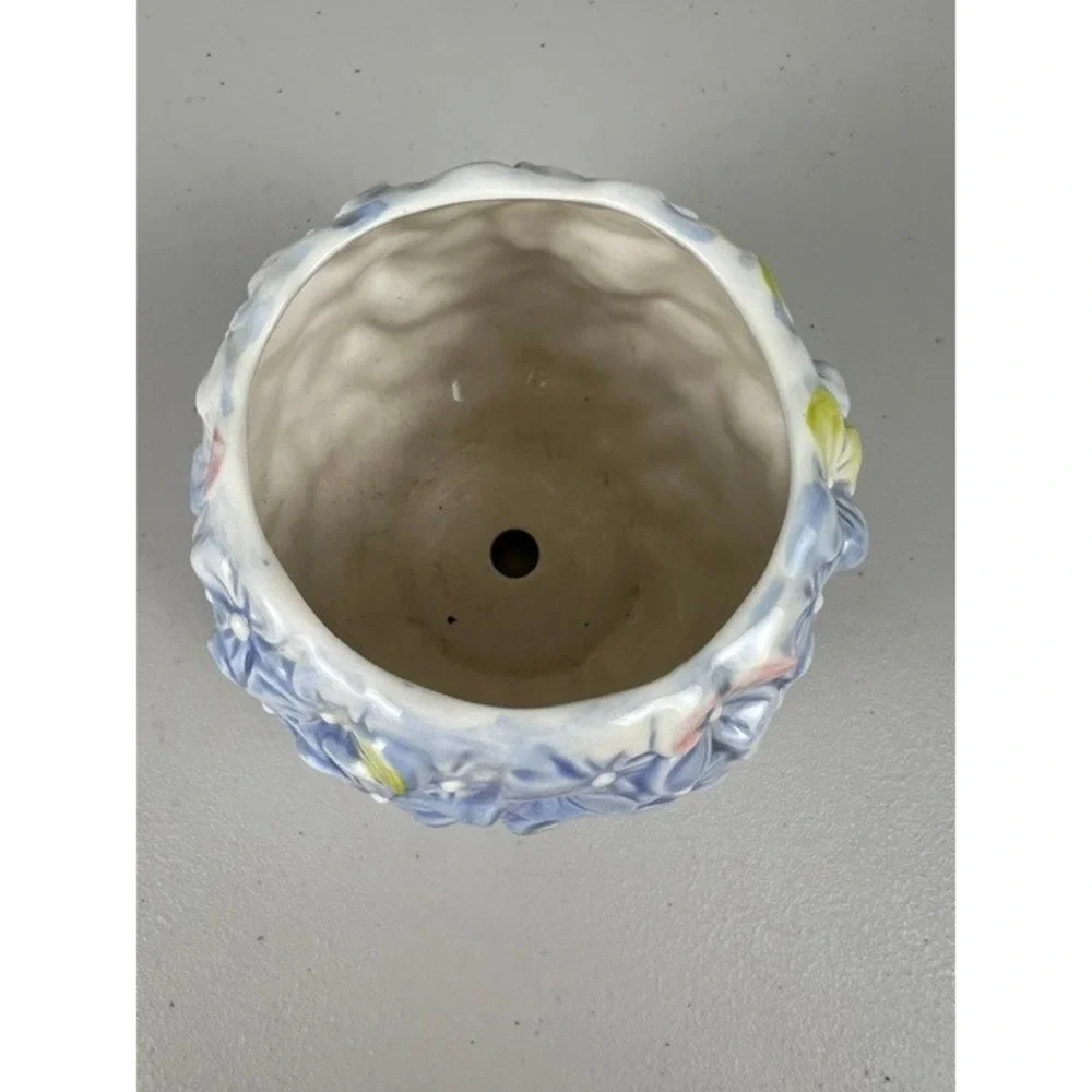 Blue Hydrangea Ceramic Planter 3D Floral Relief Succulent Pot with Drainage Hole